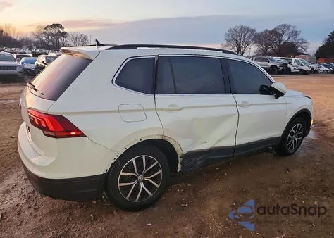 2021 Volkswagen Tiguan Se z USA, uszkodzony, nr VIN 3VV3B7AX8MM040696